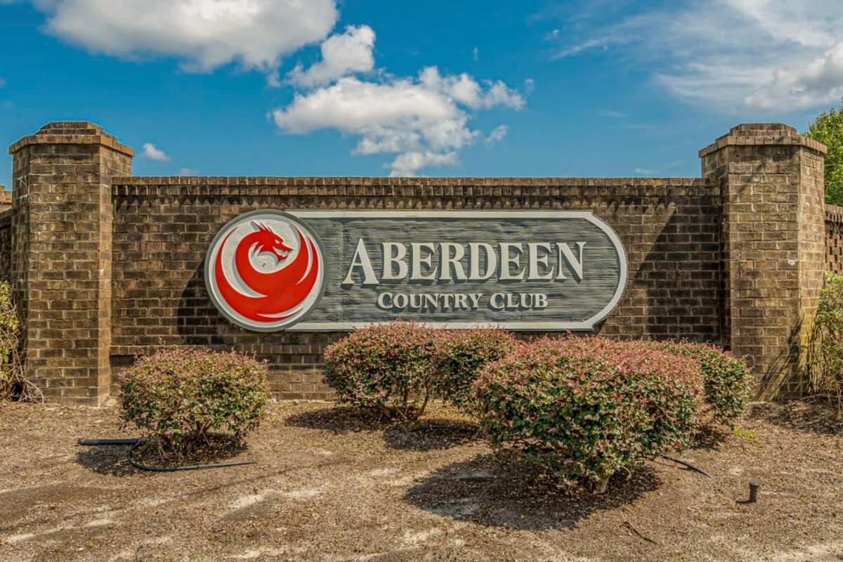 Aberdeen Country Club Villa Longs Buitenkant foto